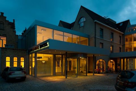 Ariane Hotel