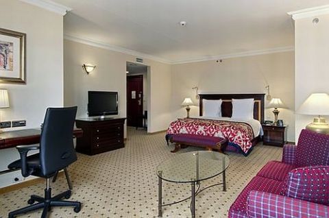 Hilton Deluxe Room (incl. ontbijt)