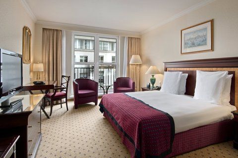 Hilton Antwerp Old Town