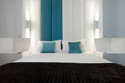 Hotel Ecu - Different hotels
