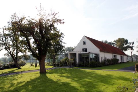 Cleythil Hotel