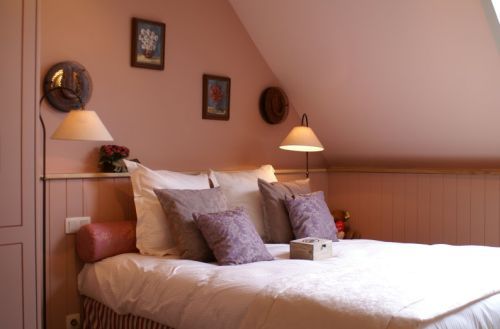 Bed-en-Breakfast-in-Belgie.nl | Bed and Breakfast Kampveld ligt in West-Vlaanderen. Vanaf hier kijkt u uit op het Hertsbergse platteland dat wordt omgeven door bossen en weilanden. | Oostkamp | Bed & Breakfast | West-Vlaanderen