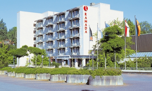 Lees meer... : Hotelkamers in Ramada Hotel Bad Soden , Duitsland