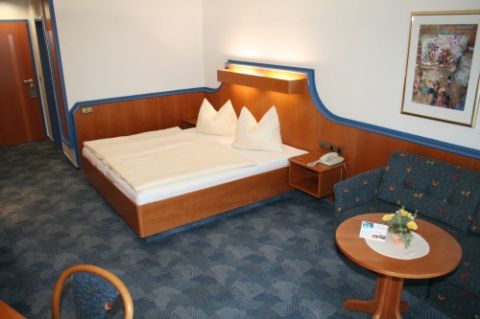 Lees meer... : Hotelkamers in Posthotel Rotenburg ,