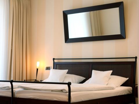 Maifeld Sport- und Tagungshotel