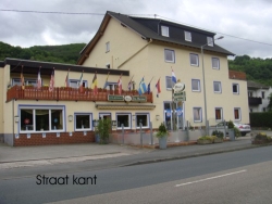 Lees meer... : Hotelkamers in Hotel Im Rheintal , Duitsland