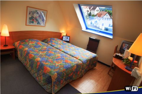 Lees meer... : Captain Hotel