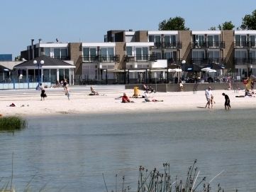 Beach Hotel De Vigilante