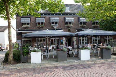 Linge Hotel Elst
