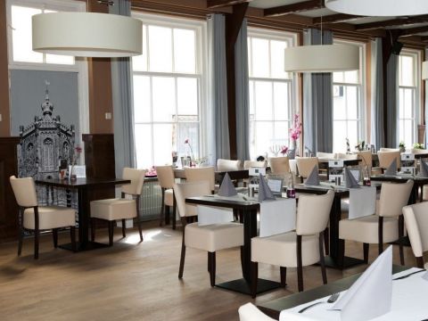 Linge Hotel Elst