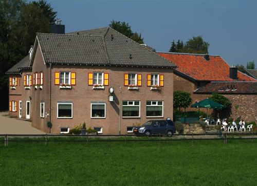 Hotel-043-Maastricht.nl | Hotel Terpoorten in Epen is een 3-sterren familiehotel gelegen tussen de heuvels van het Limburgse Geuldal. Geniet van het rustgevende uitzicht en de bourgondische gastvrijheid in Limburg. | Epen | 043 | Limburg