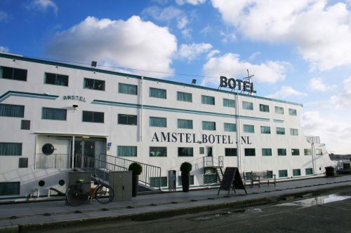 Amstel Botel