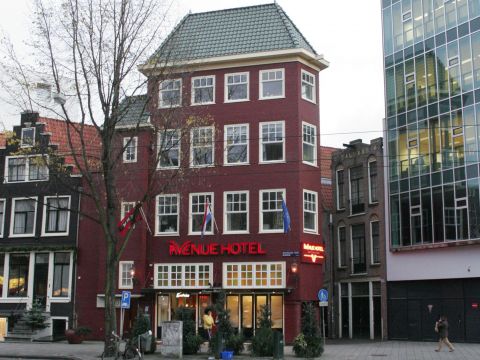 Avenue Hotel