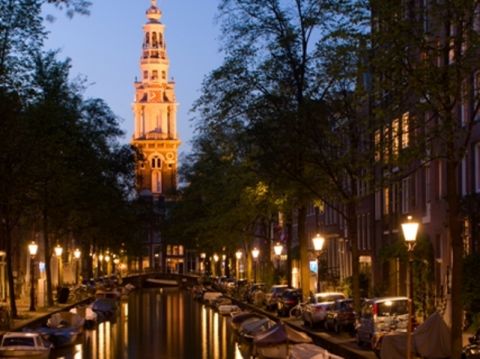 Hotel-020-Amsterdam.nl | Wil jij graag in hartje centrum van Amsterdam verblijven? Dan biedt dit Secret Hotel voor jou uitkomst! Op loopafstand van het Centraal Station verken je het bruisende centrum van onze hoofdstad op je gemak. | Amsterdam | 020 | Noord-Holland