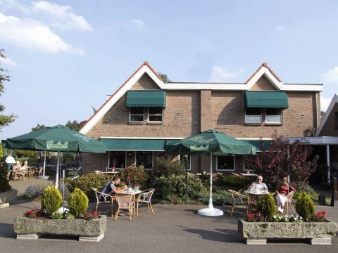 *Hotel Restaurant De Lutteweide*