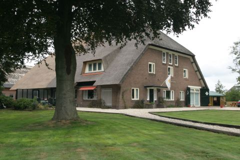 Bed-en-Breakfast-in-Nederland.nl | Hoeve Montigny is een Bed & Breakfast in Giethoorn. Deze plaats ligt in de kop van Overijssel, tussen de natuurgebieden Nationaal Park Weerribben-Wieden. | Giethoorn | Bed & Breakfast | Overijssel