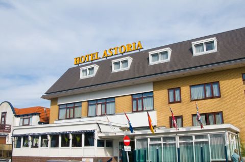 Hotel-070-Den-Haag.nl | Je vindt Hotel Astoria op een zeer rustige maar centrale locatie in Noordwijk, nabij het strand en het centrum. Geniet tijdens je verblijf van de kust of ontspan een dagje in het exclusieve en luxueuze Azzurro Wellness Center. | Noordwijk | 071 | Zuid-Holland