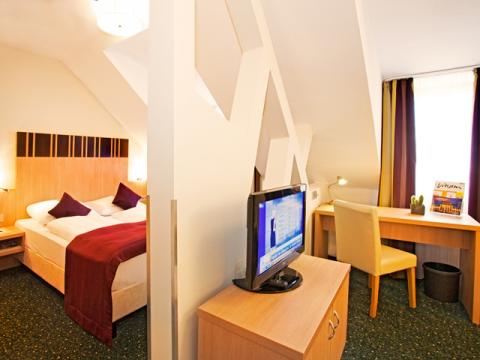 Favored Hotel Hansa
