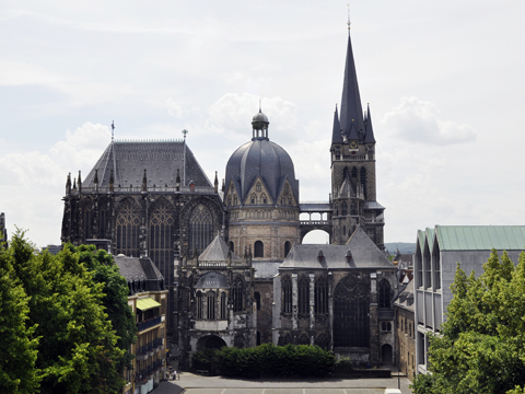 Hotel A&O Aachen Hauptbahnhof