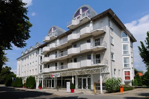 AZIMUT Hotel Dresden