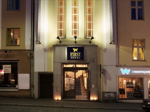 First Hotel Ja