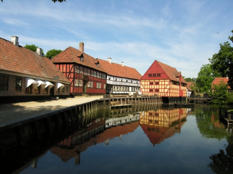 &Aring;rhus